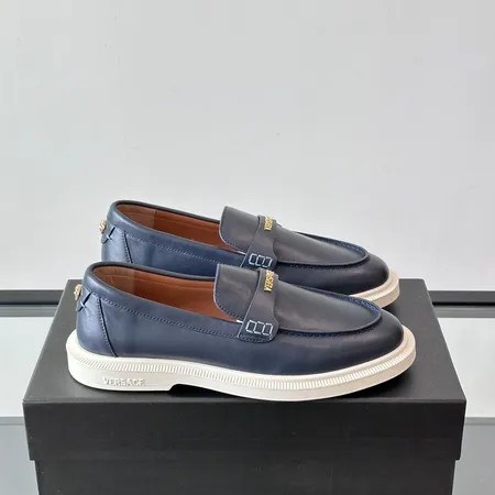 ヴェルサーチ カジュアルシューズ