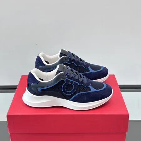 フェラガモ スニーカー