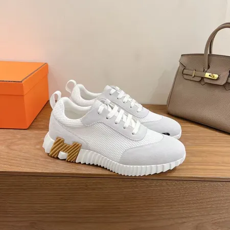 エルメス スニーカー