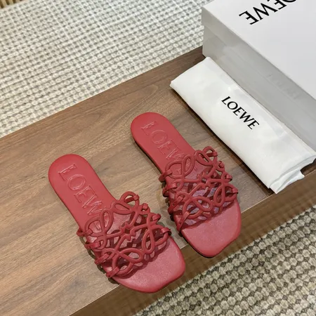 ロエベ スリッパ