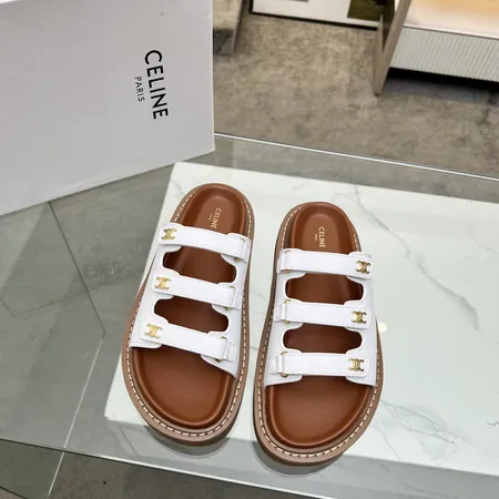 セリーヌ スリッパ