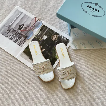 プラダ スリッパ