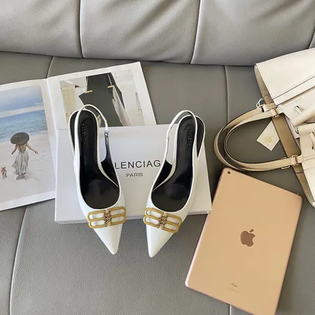 バレンシアガ サンダル