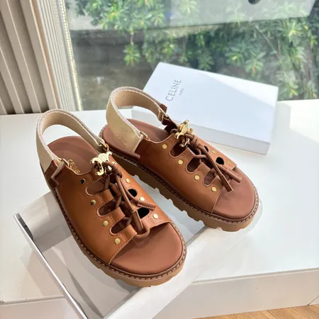 セリーヌ サンダル