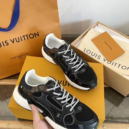 ルイヴィトン スニーカー