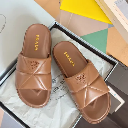 プラダ スリッパ