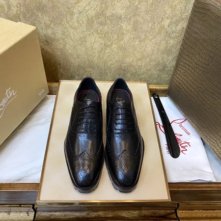 クリスチャン・ルブタン ビジネスシューズ