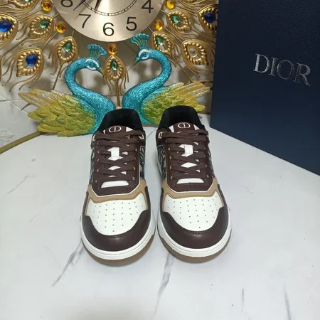 ディオール カジュアルシューズ