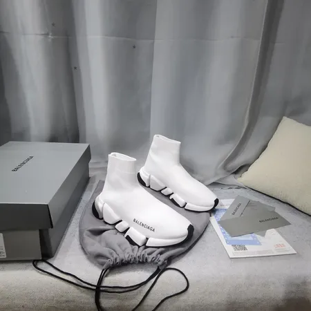 バレンシアガ カジュアルシューズ