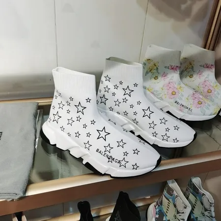 バレンシアガ カジュアルシューズ