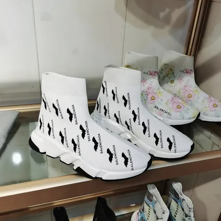 バレンシアガ カジュアルシューズ