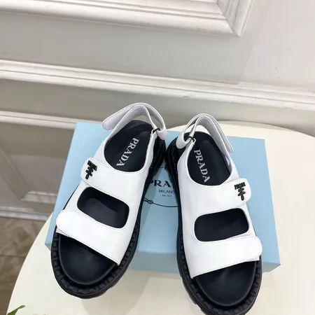 プラダ サンダル