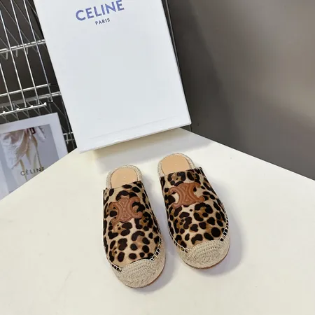 セリーヌ スリッパ