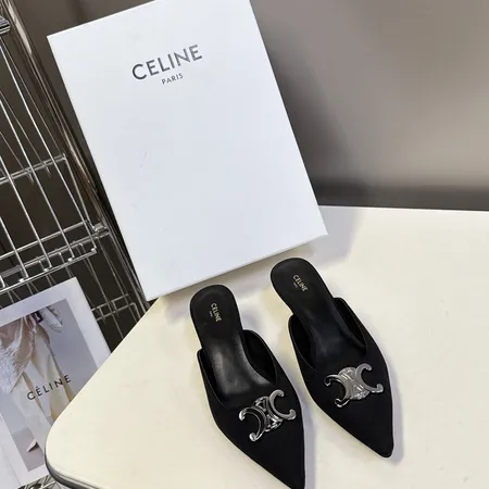 セリーヌ スリッパ