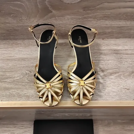 セリーヌ サンダル