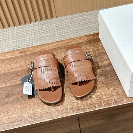 プラダ スリッパ