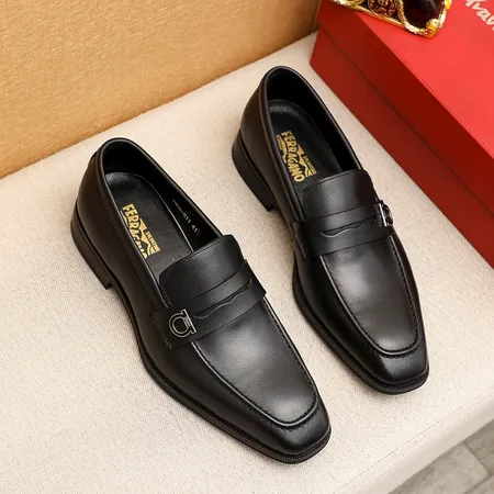 フェラガモ ビジネスシューズ