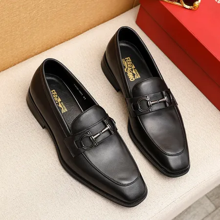 フェラガモ ビジネスシューズ