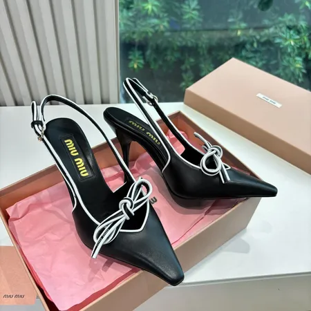 ミュウミュウ サンダル