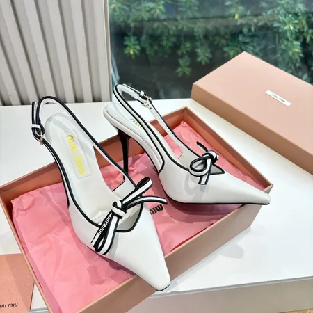 ミュウミュウ サンダル