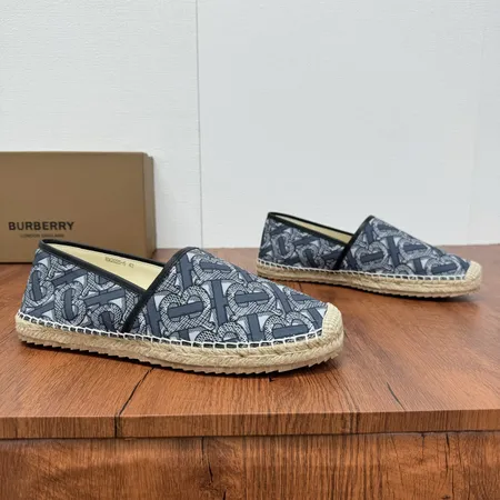 バーバリー ス カジュアルシューズ