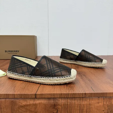 バーバリー ス カジュアルシューズ