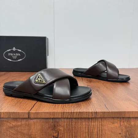 プラダ スリッパ