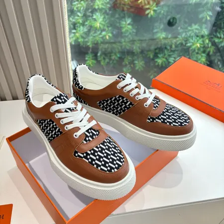 エルメス カジュアルシューズ