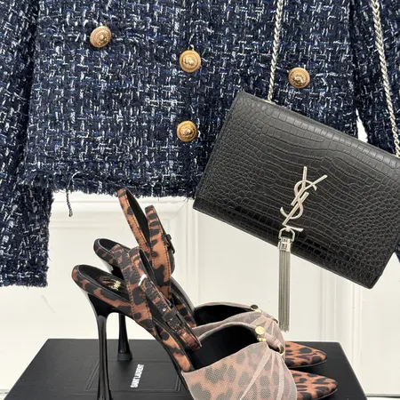 イブサンローラン サンダル