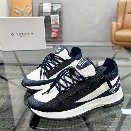 ジバンシィ カジュアルシューズ