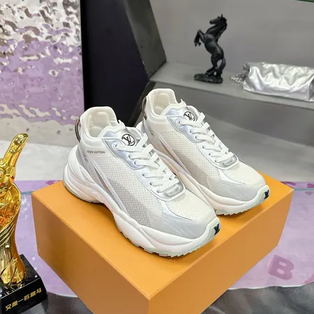 ルイヴィトン スニーカー