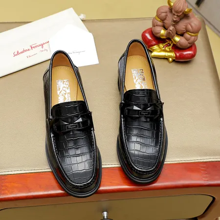 フェラガモ ビジネスシューズ