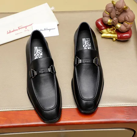 フェラガモ ビジネスシューズ