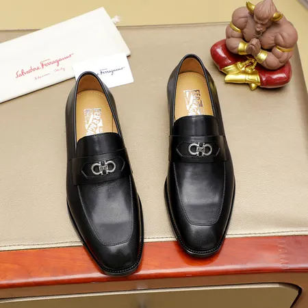 フェラガモ ビジネスシューズ