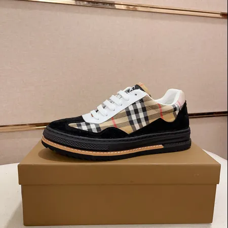 バーバリー ス カジュアルシューズ