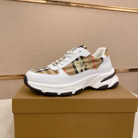 バーバリー ス カジュアルシューズ