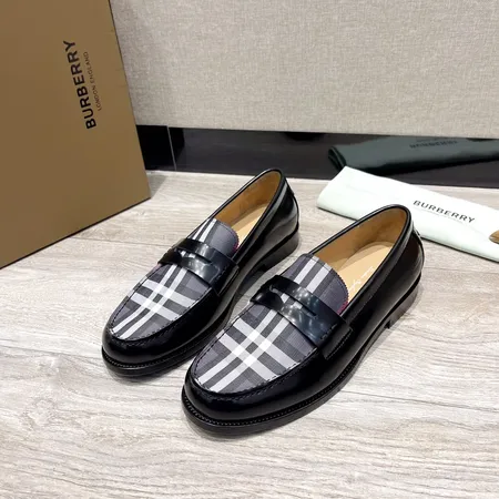 バーバリー ス ビジネスシューズ