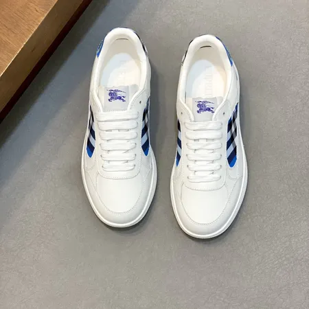 バーバリー ス カジュアルシューズ