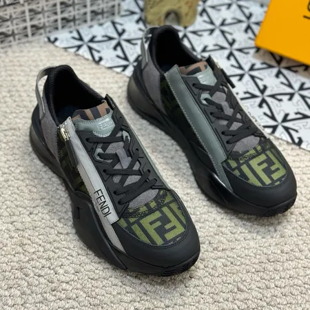 フェンディ スニーカー