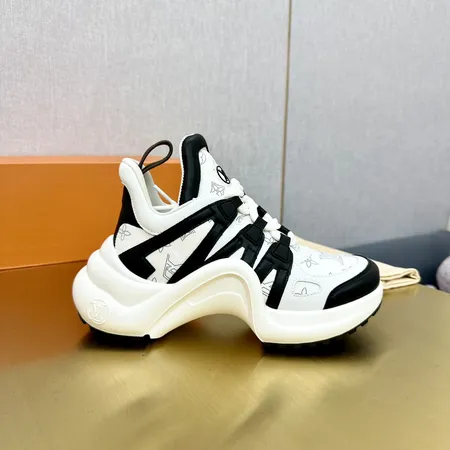 ルイヴィトン スニーカー