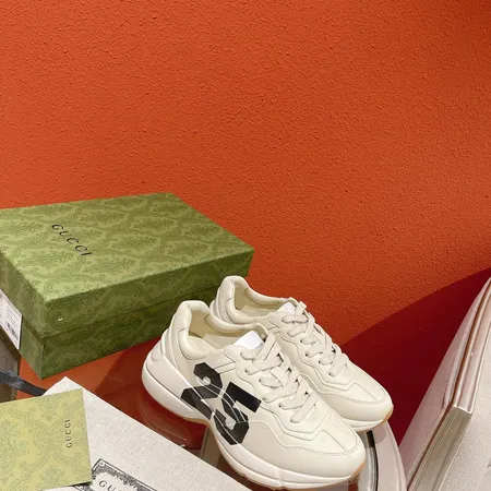 グッチ スニーカー