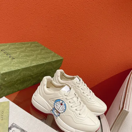 グッチ スニーカー