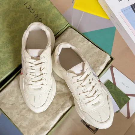 グッチ スニーカー