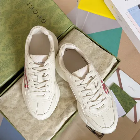 グッチ スニーカー