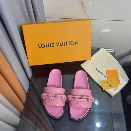 ルイヴィトン スリッパ