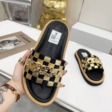 ルイヴィトン スリッパ