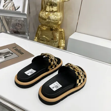 ルイヴィトン スリッパ