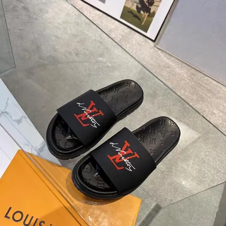 ルイヴィトン スリッパ