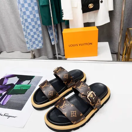 ルイヴィトン スリッパ