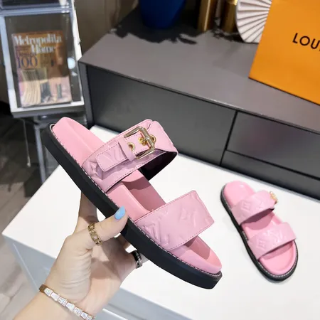 ルイヴィトン スリッパ